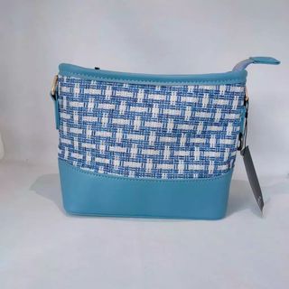 (Kategori: ) berada di . Dikirim oleh its.sanny (ID iklan 1000762657, Gambar 1). Deskripsi: .