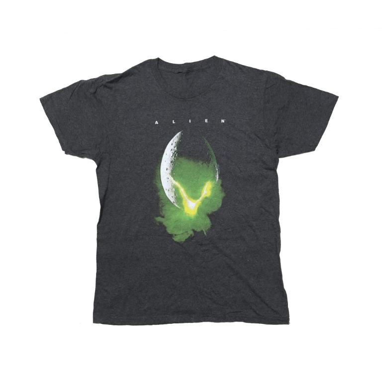 T shirt store alien film