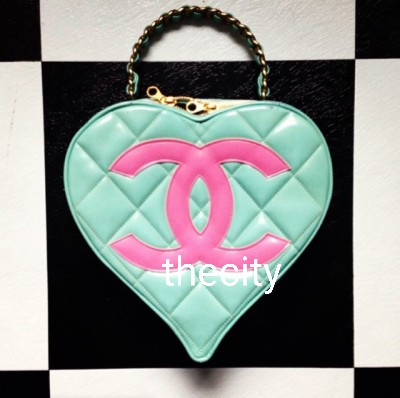 AUTHENTIC CHANEL VINTAGE TIFFANY BLUE / PINK PATENT LEATHER
