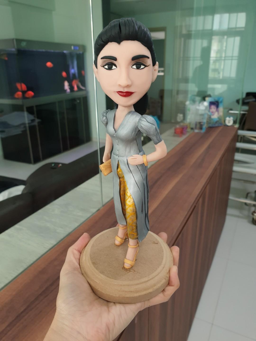 Customise realistic human figurine polymer clay, Hobbies & Toys