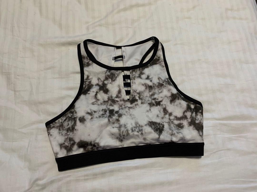 hollister sports bra