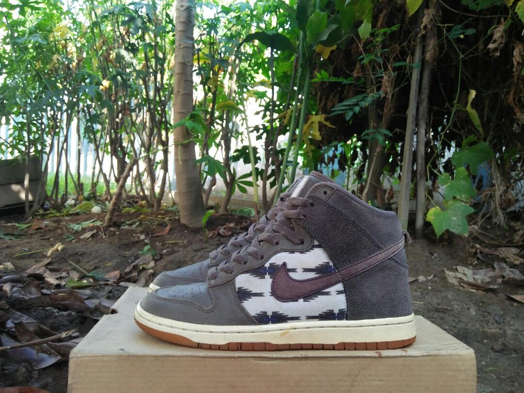 nike dunk high aztec