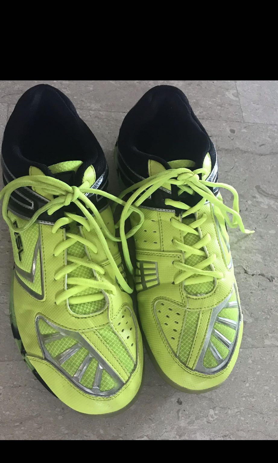Rsl badminton shoes deals