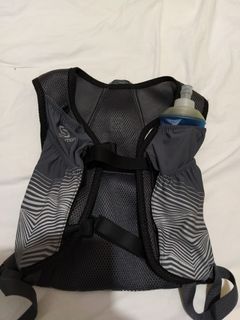 （分類：）位於 。 由 hkultrailrunner 提交（商品編號 1000814063，圖片 1）。簡介： 。