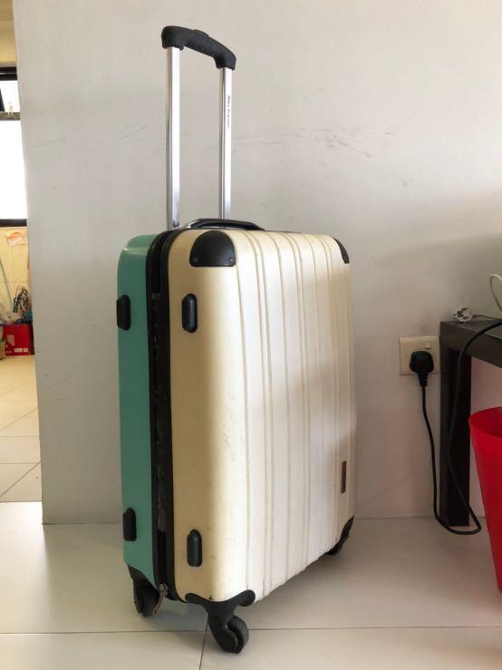 26 inch luggage size in cm