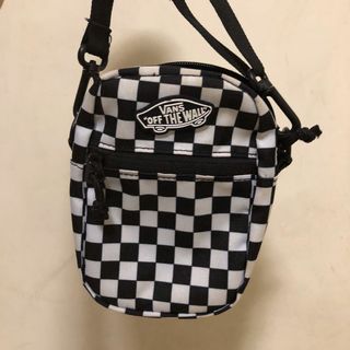 （分類：）位於 。 由 karmoon93 提交（商品編號 1000899712，圖片 1）。簡介： 。