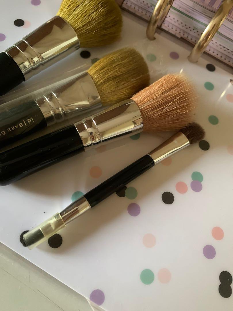 bare escentuals bare minerals trave make up brushes (Category: Makeup) located in Antipolo. Submitted by crafts.etcetera (Listing ID 1000950128, Image 3). Description: new/ authentic.