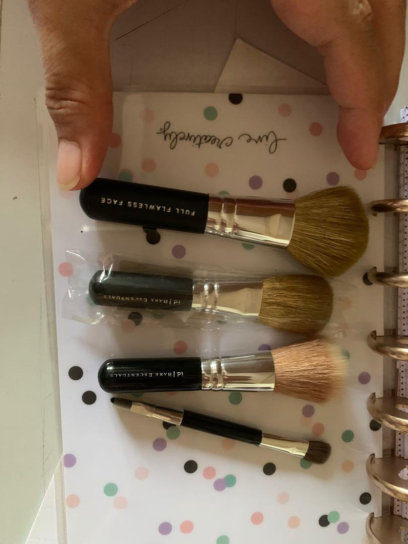 bare escentuals bare minerals trave make up brushes (Category: Makeup) located in Antipolo. Submitted by crafts.etcetera (Listing ID 1000950128, Image 2). Description: new/ authentic.