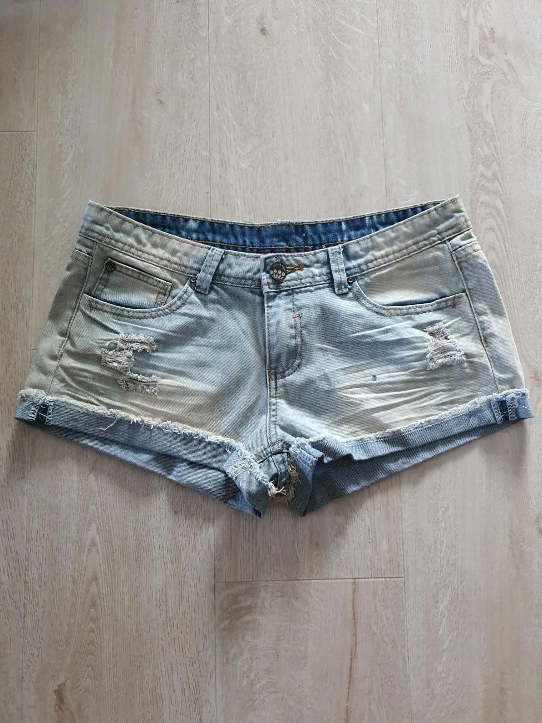 grey rugged jeans