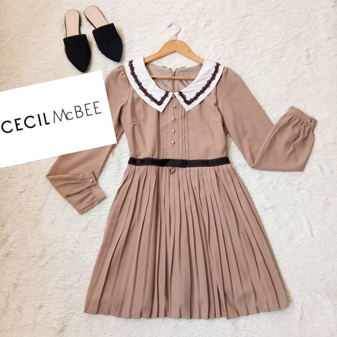 Cecil Mcbee collared vintage dress, Women's Fashion, Dresses  Sets,  Dresses on Carousell