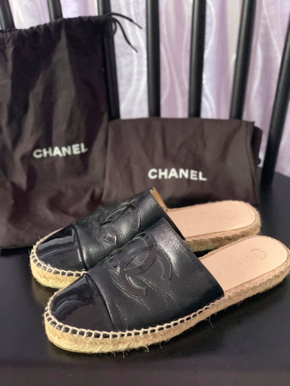 Chanel shop espadrille mule