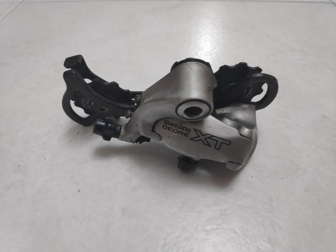 shimano deore xt 9 speed derailleur