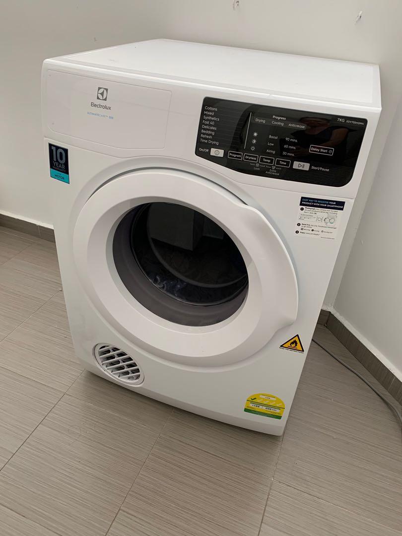 Electrolux 7kg UltimateCare™ 500 Venting Dryer EDV705HQWA, TV & Home