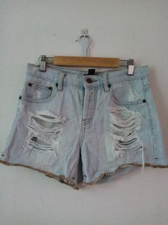 (Category: ) located in . Submitted by shop_fmaison (Listing ID 1001016982, Image 1). Description: .