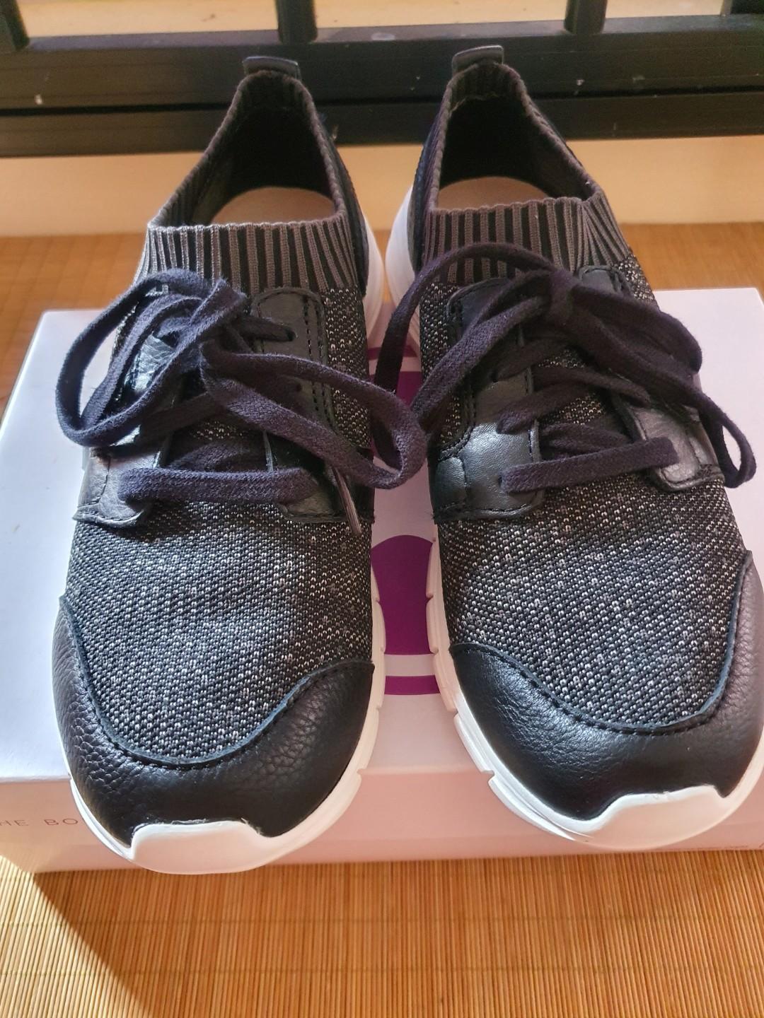 Hush puppies cypress slip on deals