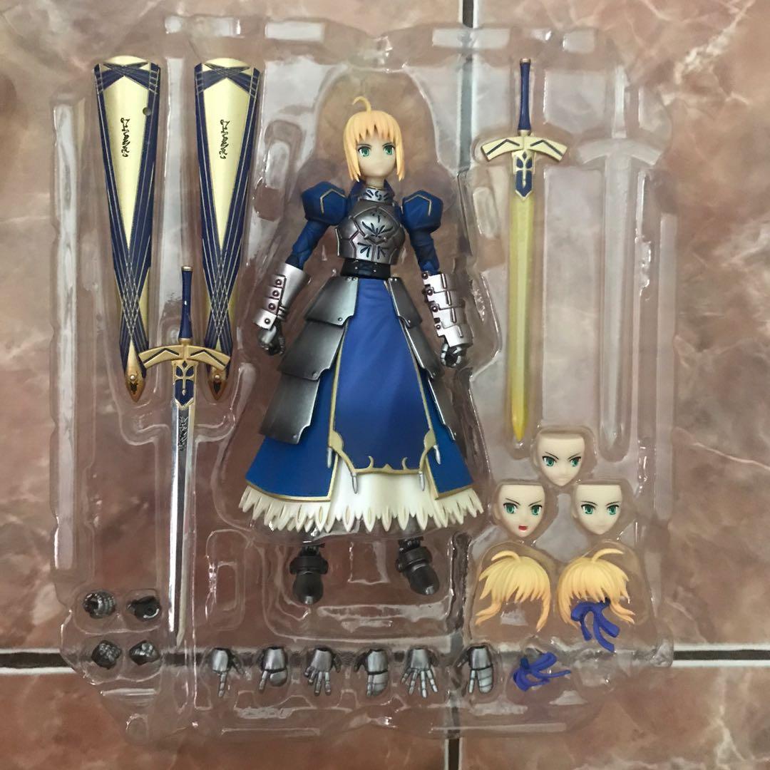 Saber figure ( Fate Zero), Toys & Collectibles, Mainan di Carousell