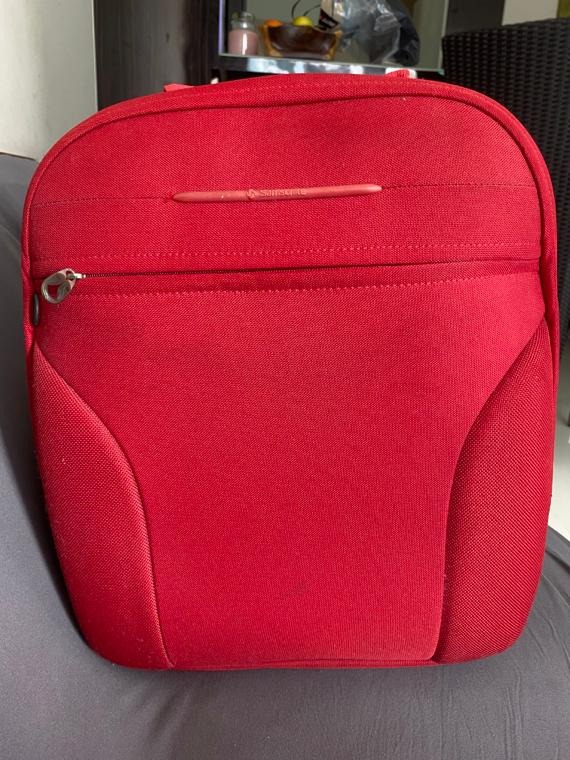 Samsonite Red Laptop Bag, Women's Fashion, Bags & Wallets, Backpacks