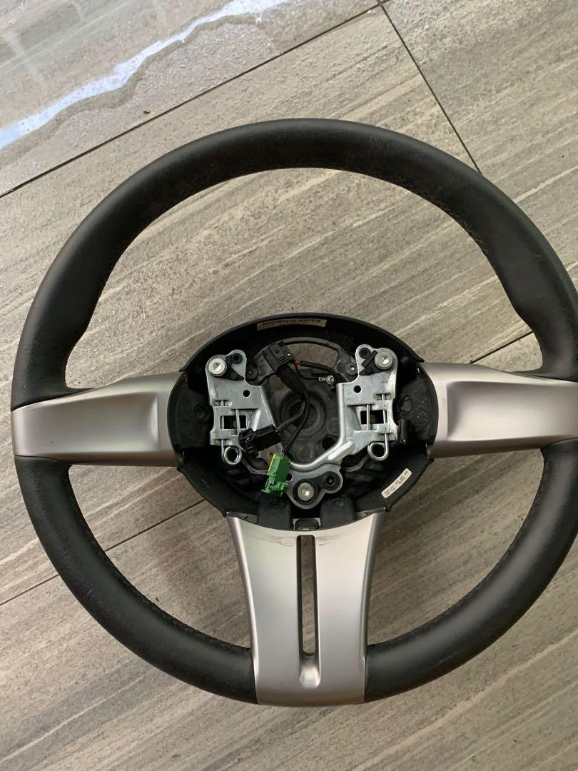 Used Bmw Z4 E85 Steering Wheel Car Accessories Accessories On Carousell