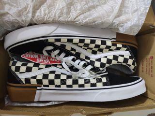 vans old skool checkerboard gum sole
