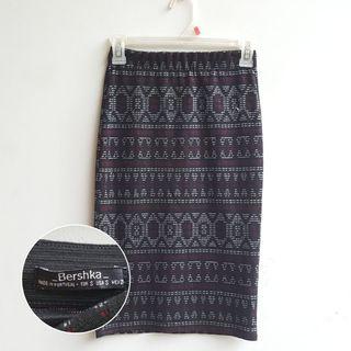 BERSHKA Textured Span Skirt