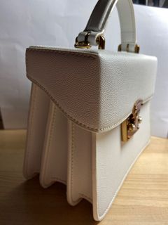 （分類：）位於 。 由 ww22ym 提交（商品編號 1001246863，圖片 1）。簡介： 。