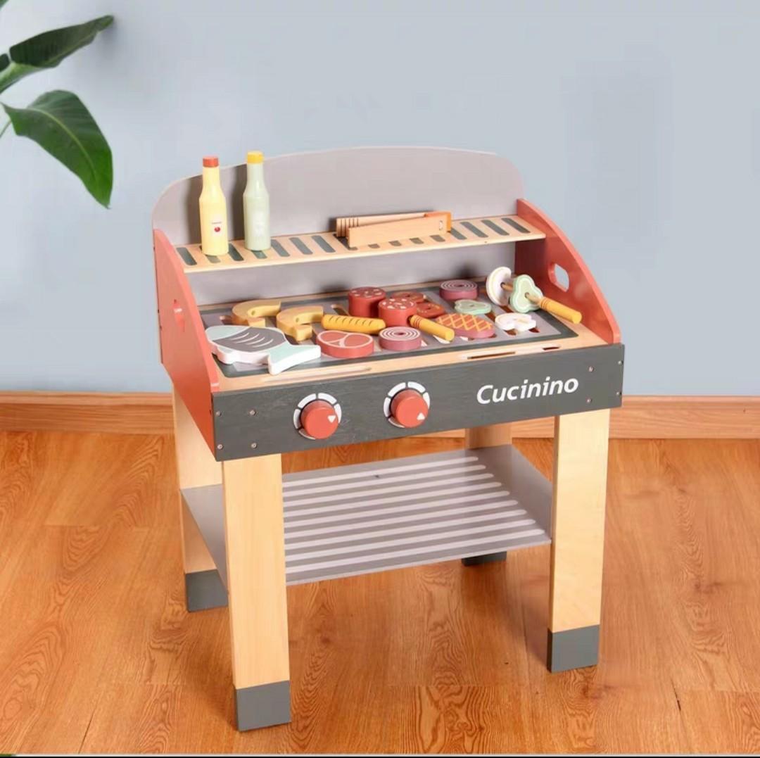 Autonomie Vooruitgang Penetratie Cucinino Barbecue Grill BBQ Kitchen Food UtensilsPlay Toy Set, Babies &  Kids, Baby Nursery & Kids Furniture, Other Kids Furniture on Carousell