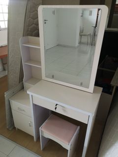 (Category: ) located in . Submitted by smileit (Listing ID 1001128090, Image 1). Description: .