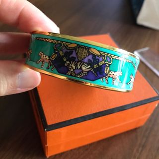 (Category: ) located in . Submitted by jadeite22 (Listing ID 1001193396, Image 1). Description: .