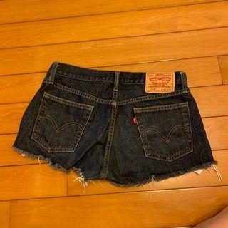 Levi’s 短褲
