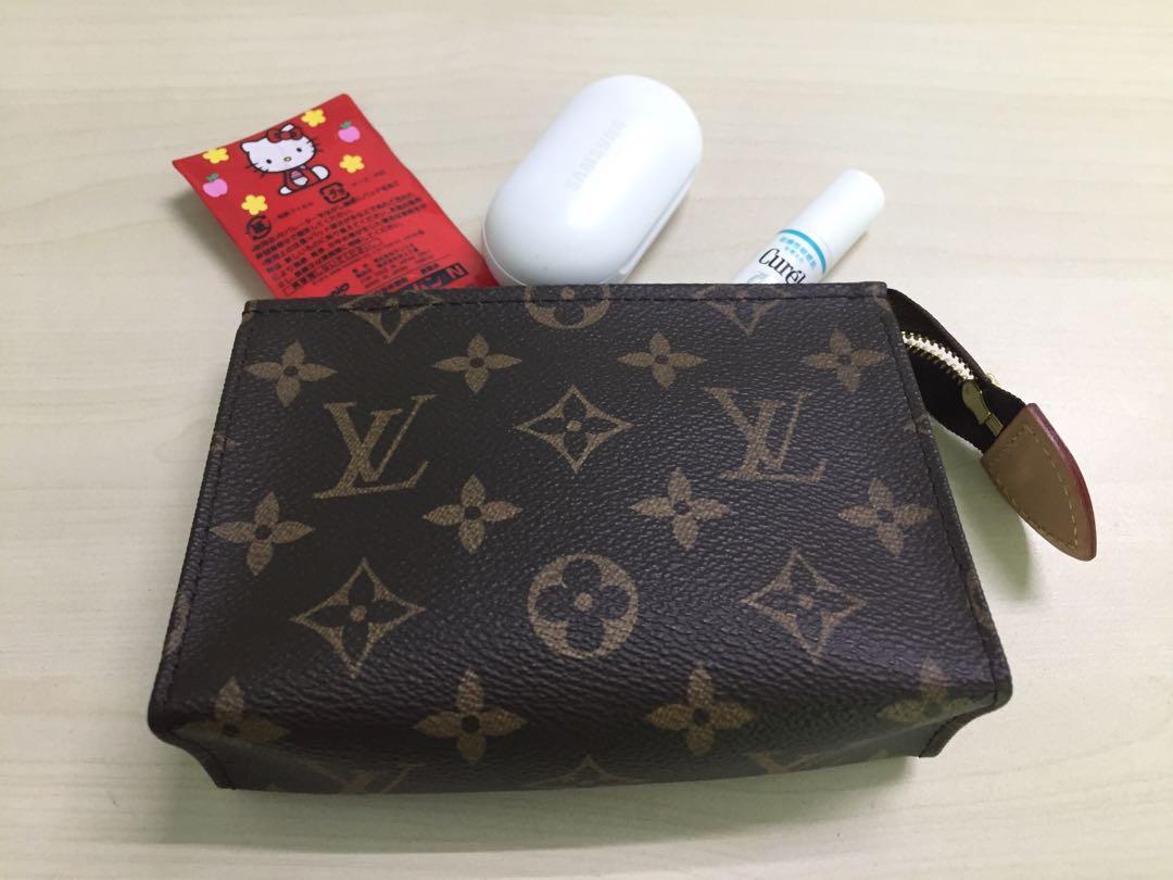 Louis Vuitton Monogram Toiletry 15 Cosmetic Pouch to Crossbody Handbag  Purse  eBay