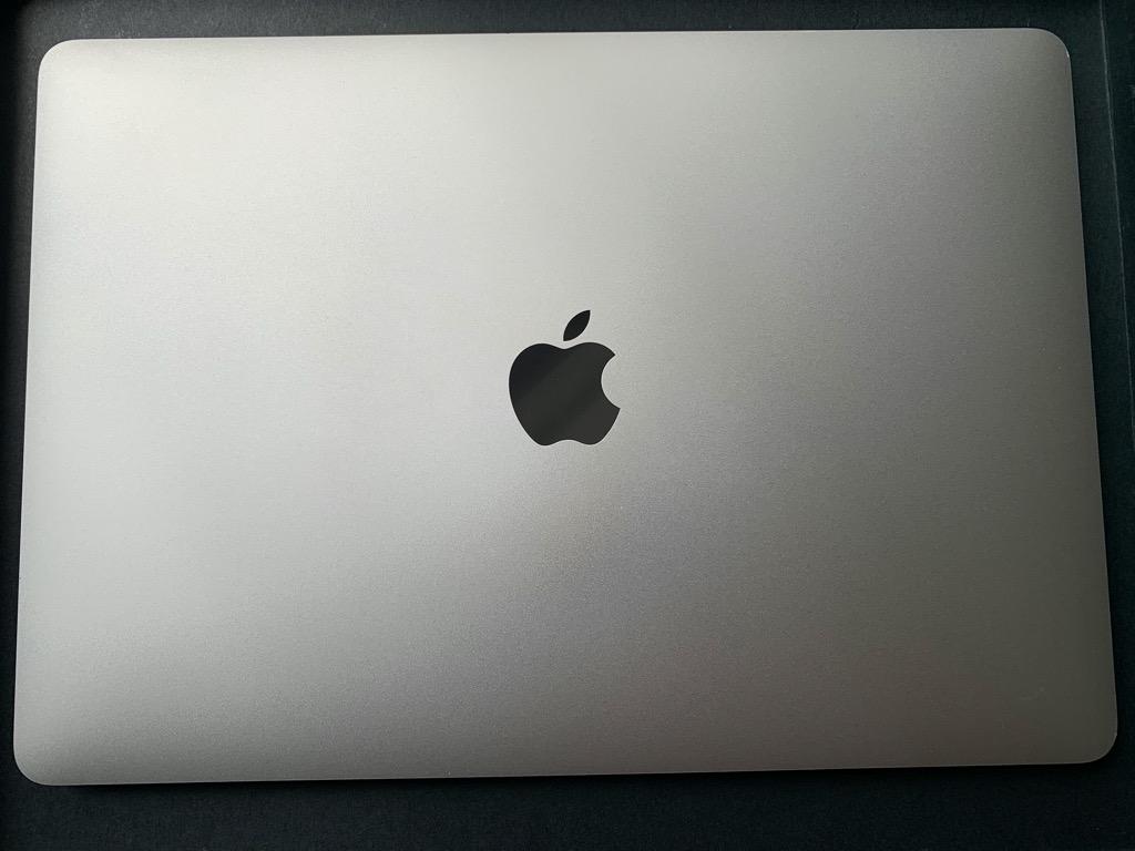 Macbook Pro 13 Inch 16 Two Thunderbolt 3 Ports Electronics Computers Laptops On Carousell