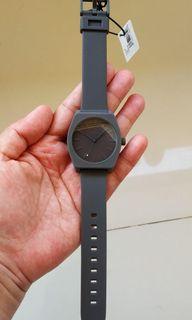 adidas 8822 watch price