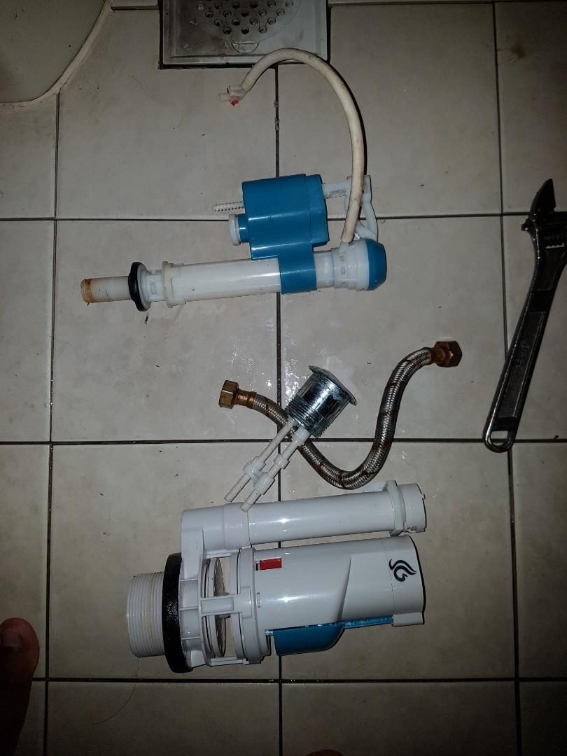 Plumbing toilet cistern tank flushing and refilling system kit/ water