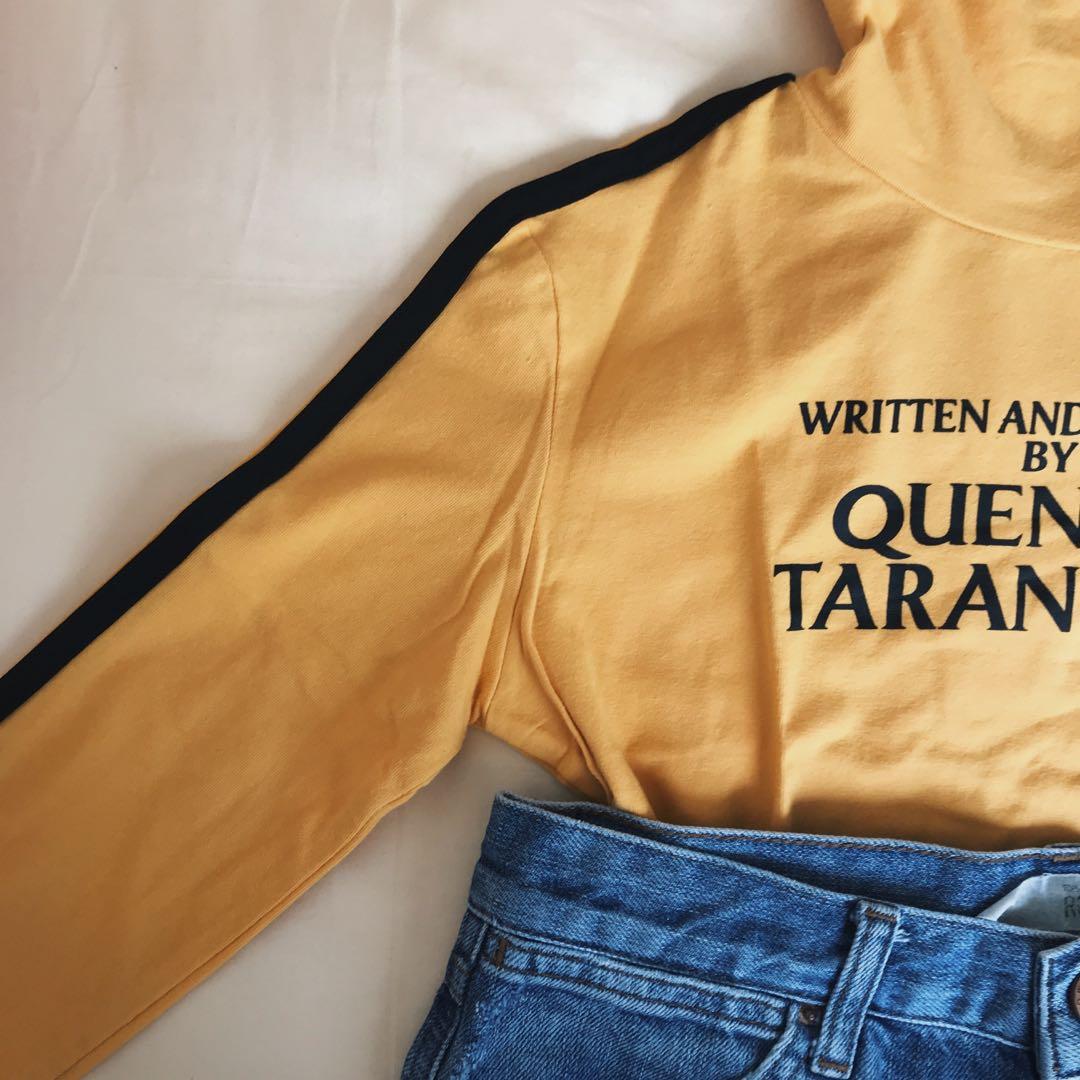 Quentin tarantino yellow top turtleneck