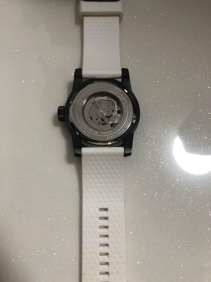 Rip curl on sale r1 automatic watch
