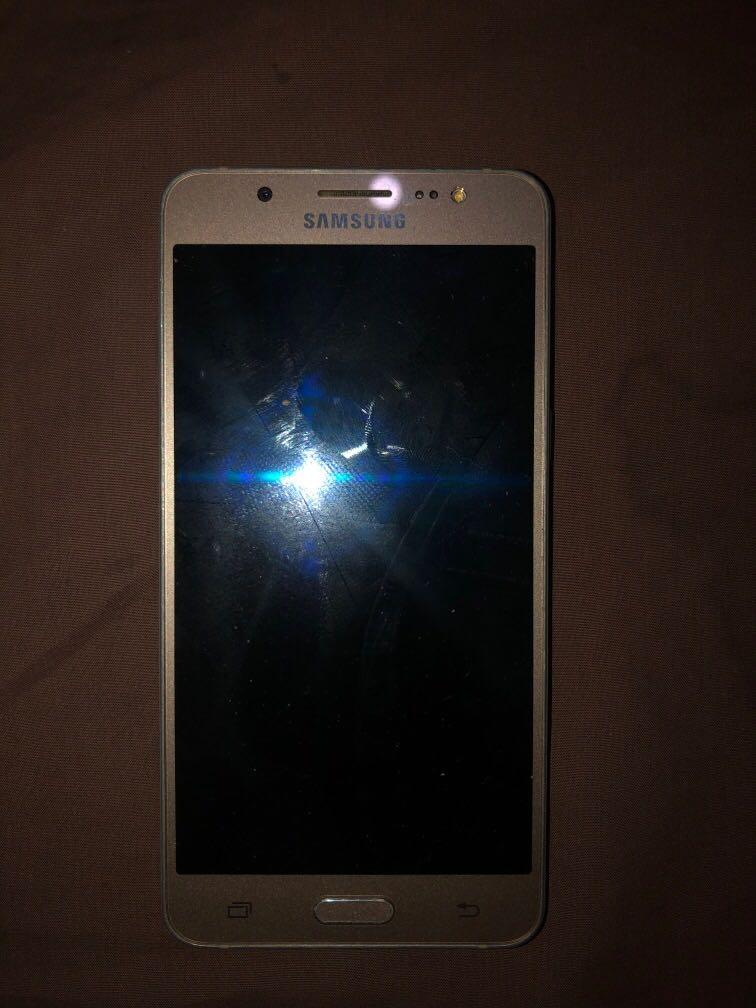 Samsung j5 (Category: Samsung) located in Bauang. Submitted by seajayyyy (Listing ID 1001247685, Image 1). Description: .