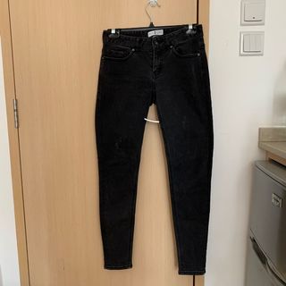 （分類：）位於 。 由 moondiary 提交（商品編號 1001153799，圖片 1）。簡介： 。