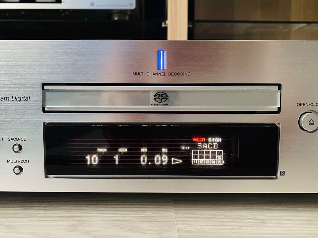 Sony Super Audio CD (SACD) Player SCDXB790QS (5.1 Multi Channel Capable), Audio, Portable Music