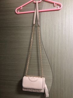 （分類：）位於 。 由 sellingchu 提交（商品編號 1001206400，圖片 1）。簡介： 。