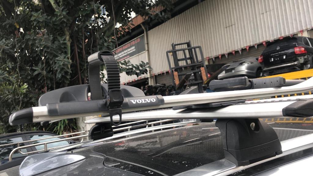 VOLVO V40 ROOF BICYCLE CARRIER BIKE RACK MONT BRACKET Car