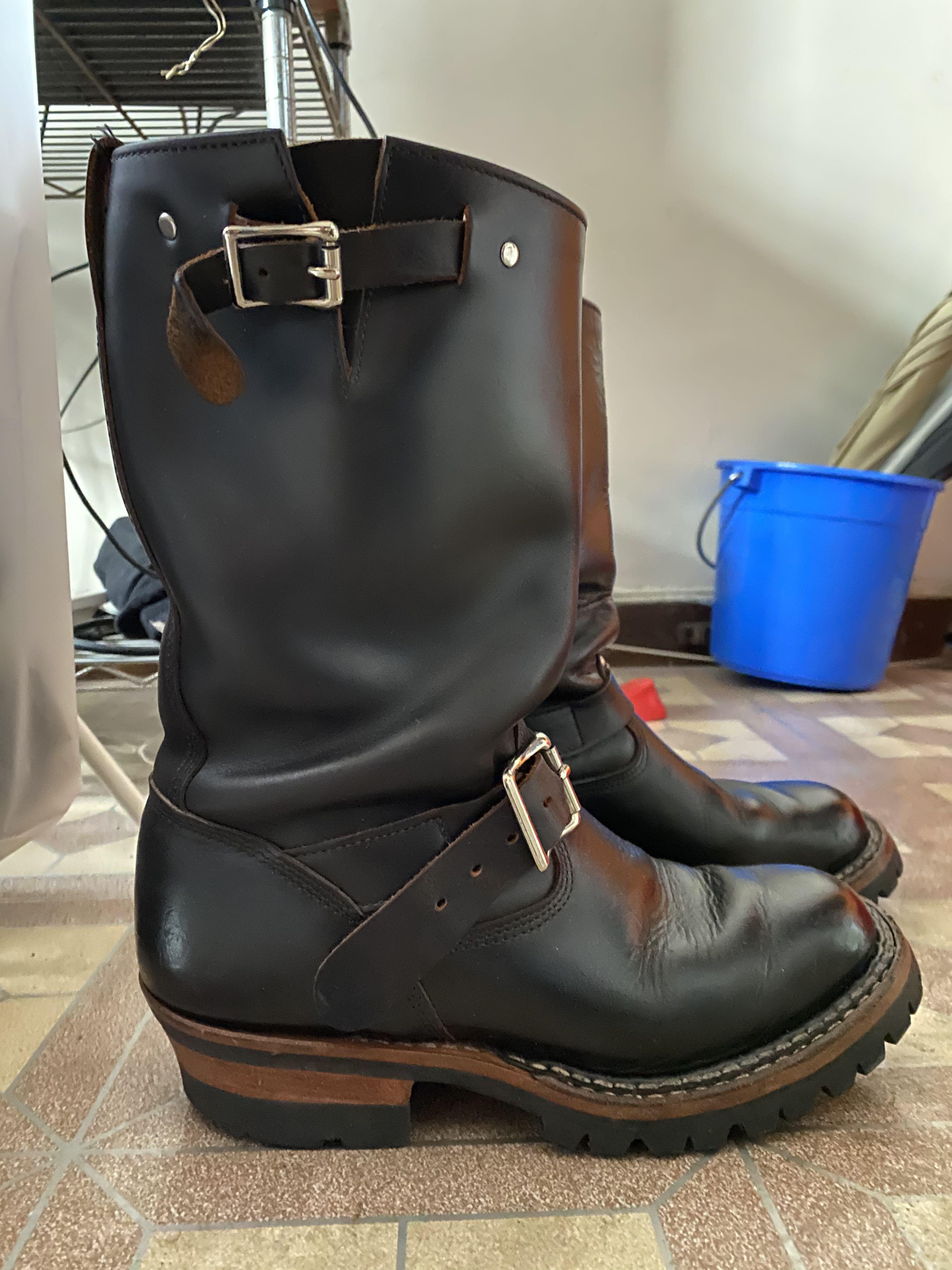 Whites clearance engineer boots