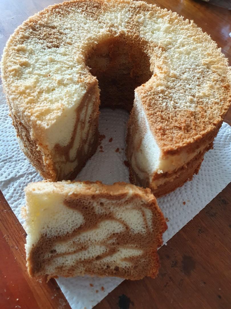 2 Tones Coffee Chiffon Cake 20cm Food Drinks Baked Goods On Carousell