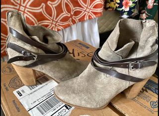 (Category: ) located in . Submitted by thefifishop (Listing ID 272846163, Image 1). Description: .