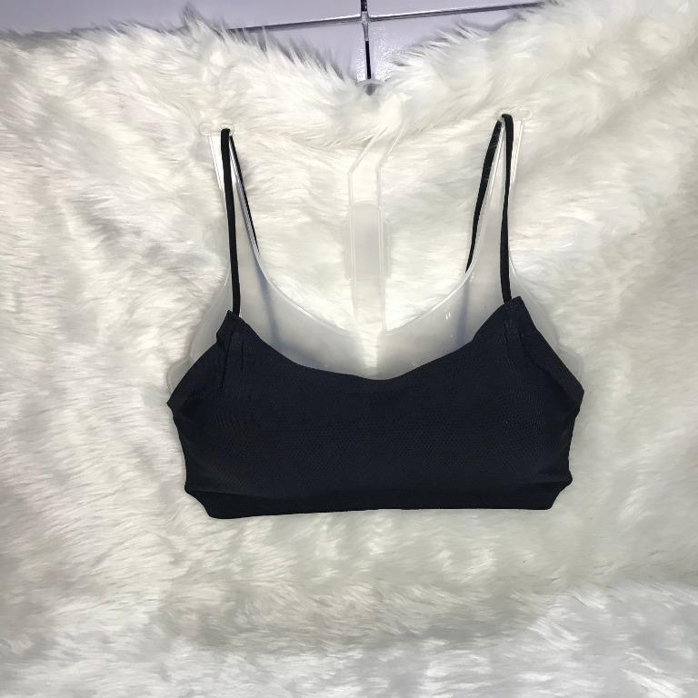 Bralette 11 Sports Bra Black (Category: Activewear) located in Manila. Submitted by secondchanceplease (Listing ID 1001423921, Image 1). Description: .