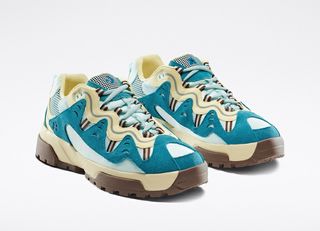 (Category: ) located in . Submitted by sneakercrew (Listing ID 1001397566, Image 1). Description: .