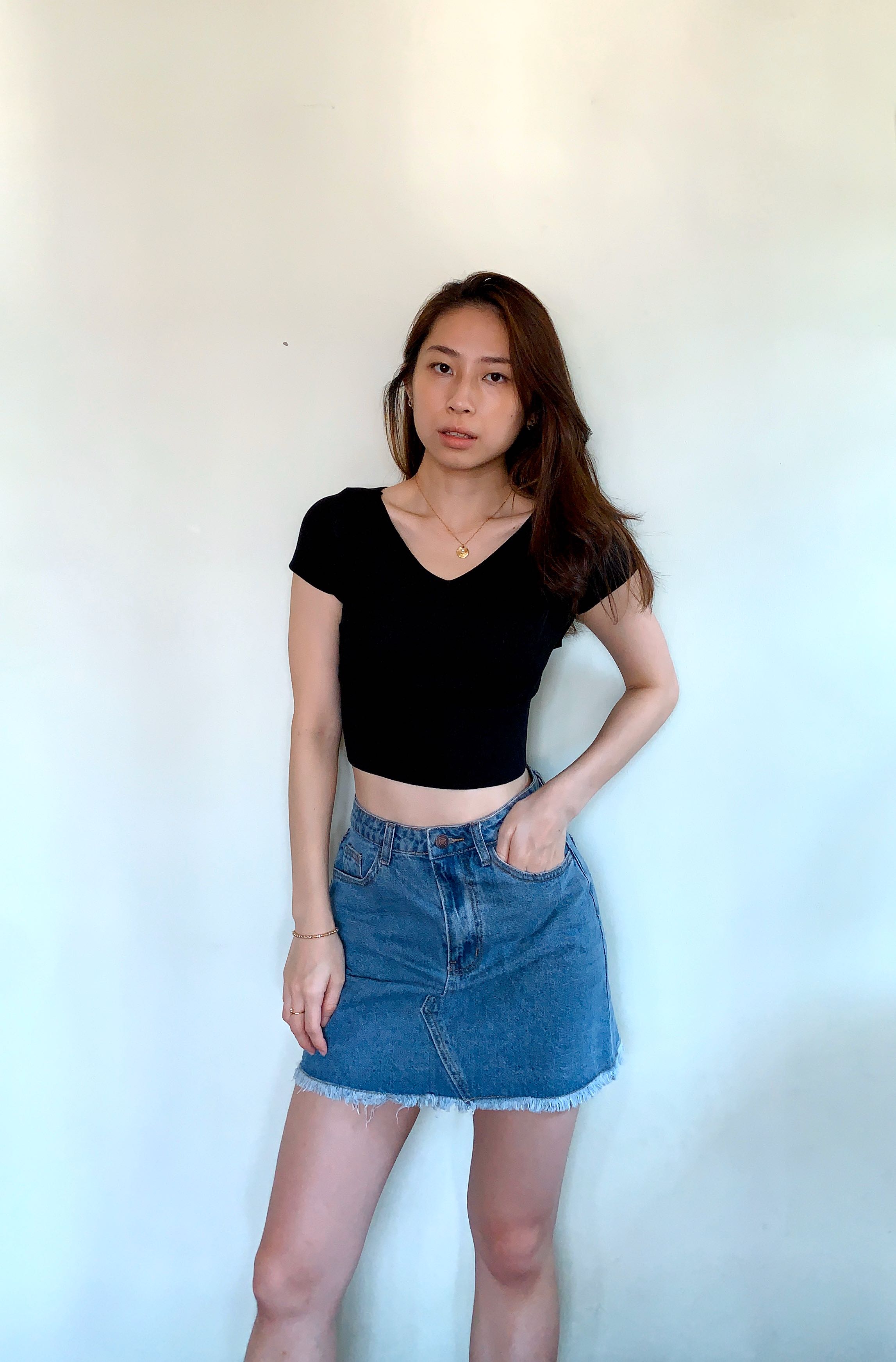 Denim mini skirt with frayed hem (light blue), Women's Fashion, Bottoms