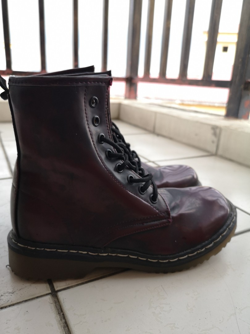 dr marten type boots