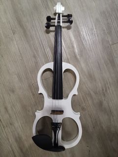 (Category: ) located in . Submitted by strings.symphony (Listing ID 1001366687, Image 1). Description: .