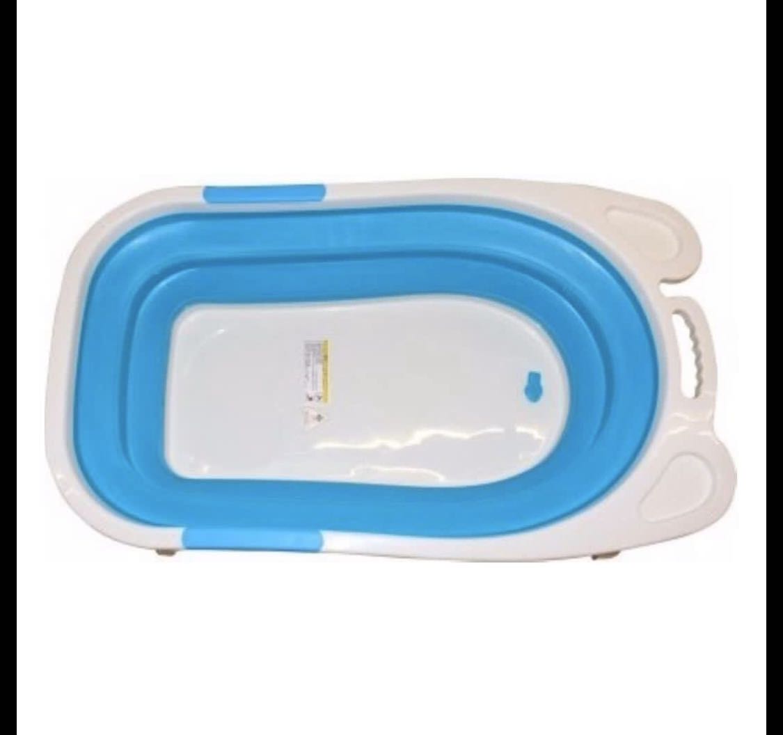 Foldable Portable Modern Baby Bath Tub (Category: Bathtub & Bath Accessories) located in Quezon City. Submitted by liz.ty (Listing ID 1001300660, Image 3). Description: Available colors: Blue & Green Foldable Bath Tub Age: Newborn & Up Made of safe & non-toxic plastic Foldable & Portable Drainage Plug Great space saver Size: 85 x 52 x 25cm Made of safe & non-toxic plastic materials Adjustable plastic - no need for tub nets Built in hook for stora