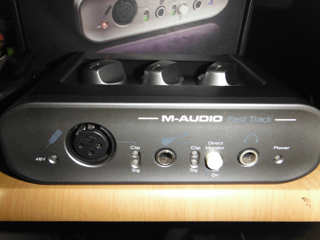 Guitar and Mic audio interface